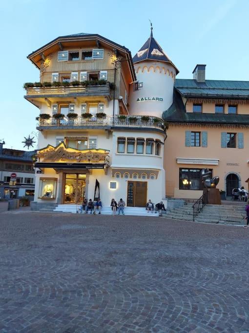 Logement A Megeve Avec Jardin Bagian luar foto