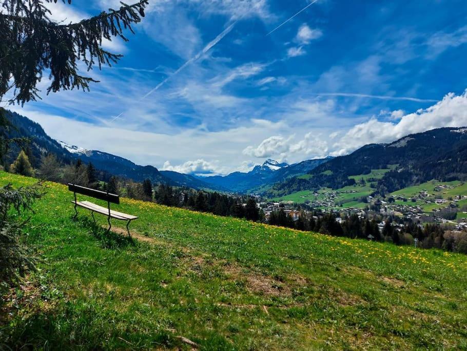 Logement A Megeve Avec Jardin Bagian luar foto