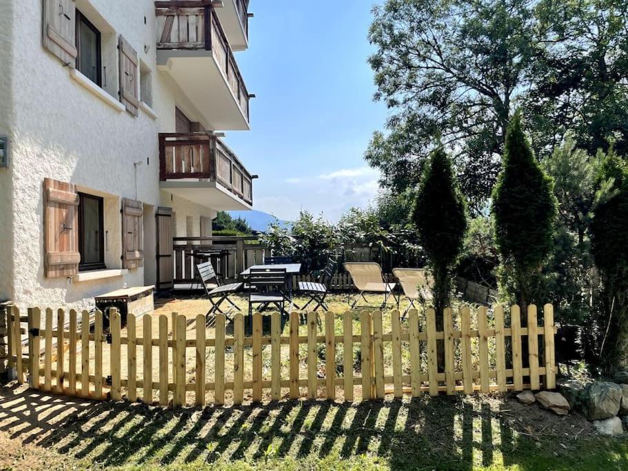 Logement A Megeve Avec Jardin Bagian luar foto